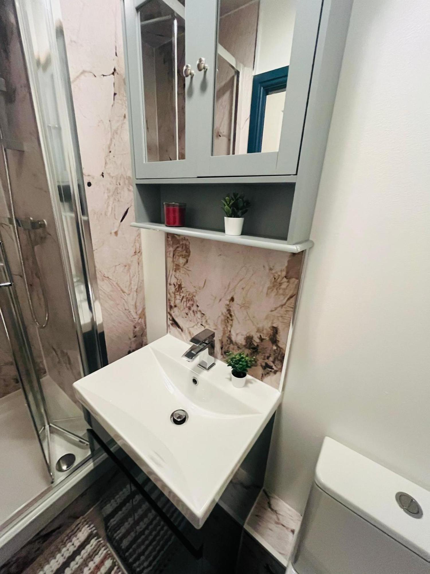 London Budget Rooms 603 Phòng bức ảnh