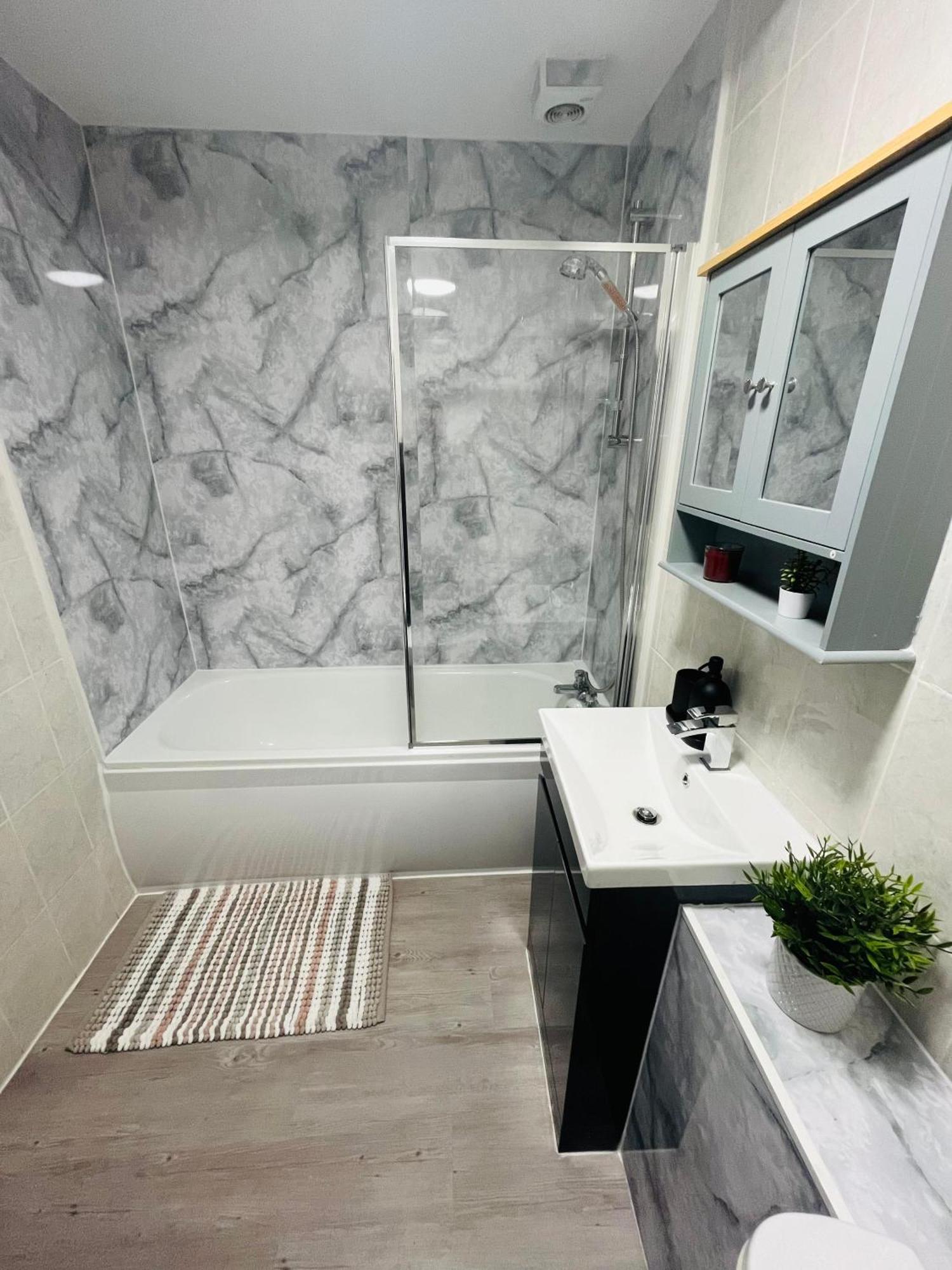 London Budget Rooms 603 Ngoại thất bức ảnh